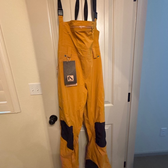 Women’s Flylow Soren Bib (Large) - Picture 1 of 4